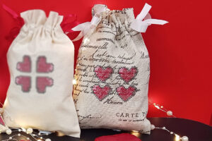 Read more about the article Valentine’s Cross Stitch Hearts Bag (Array)